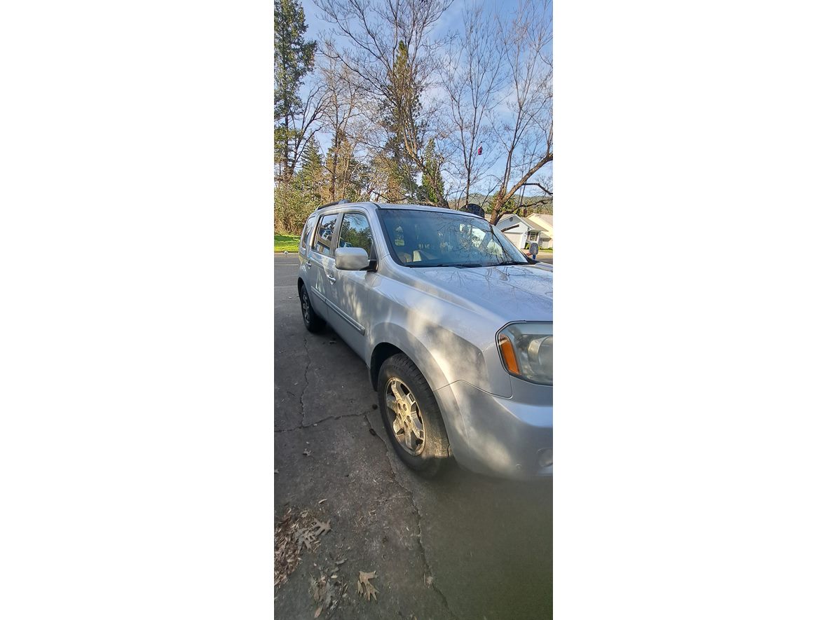 2009 Honda Pilot for sale by owner in Cave Junction