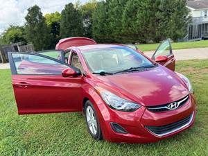 Red 2011 Hyundai Elantra GLS