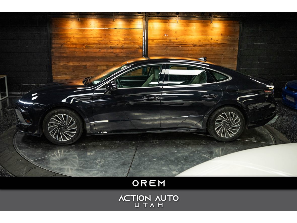 2025 Hyundai Sonata Hybrid for sale by owner in Lehi