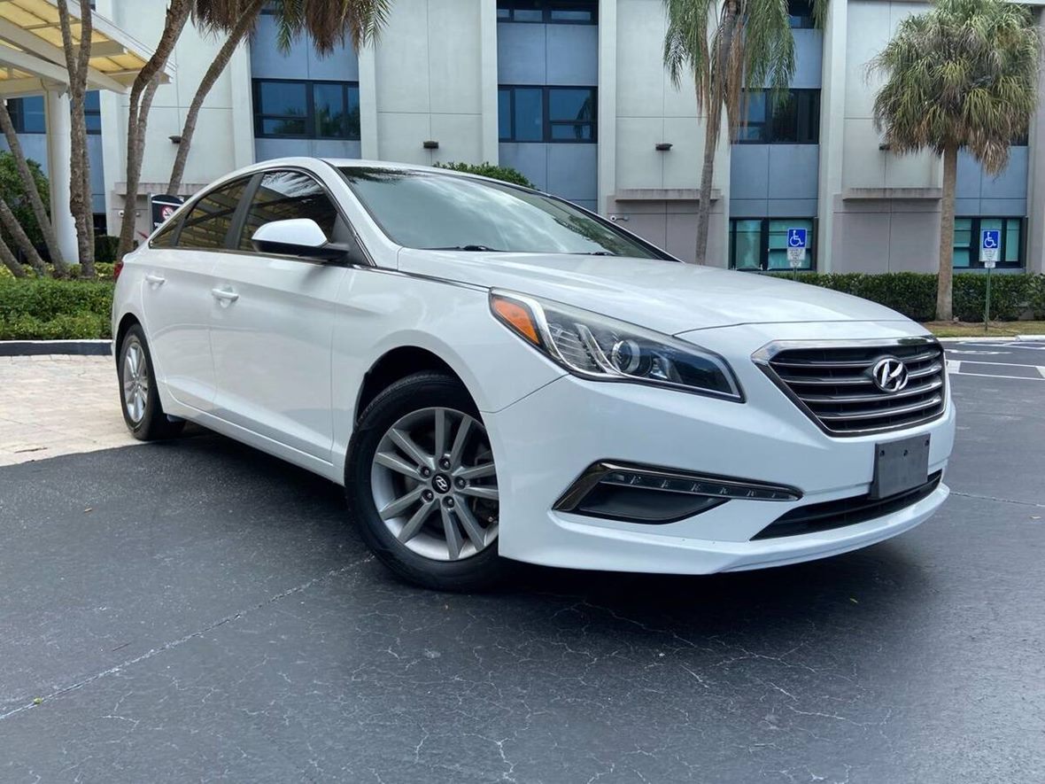 2015 Hyundai SONATA SE for sale by owner in Houston