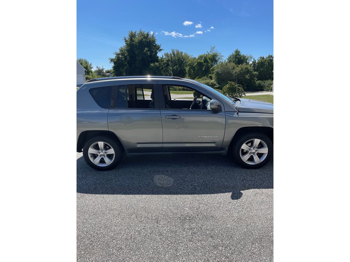 2014 Jeep Compass for sale by owner in Middletown