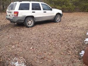 White 2002 Jeep Grand Cheerokee Laredo