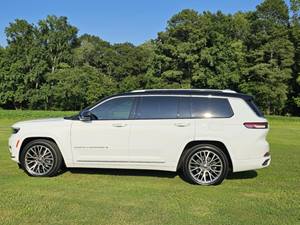 White 2023 Jeep Grand Cherokee L