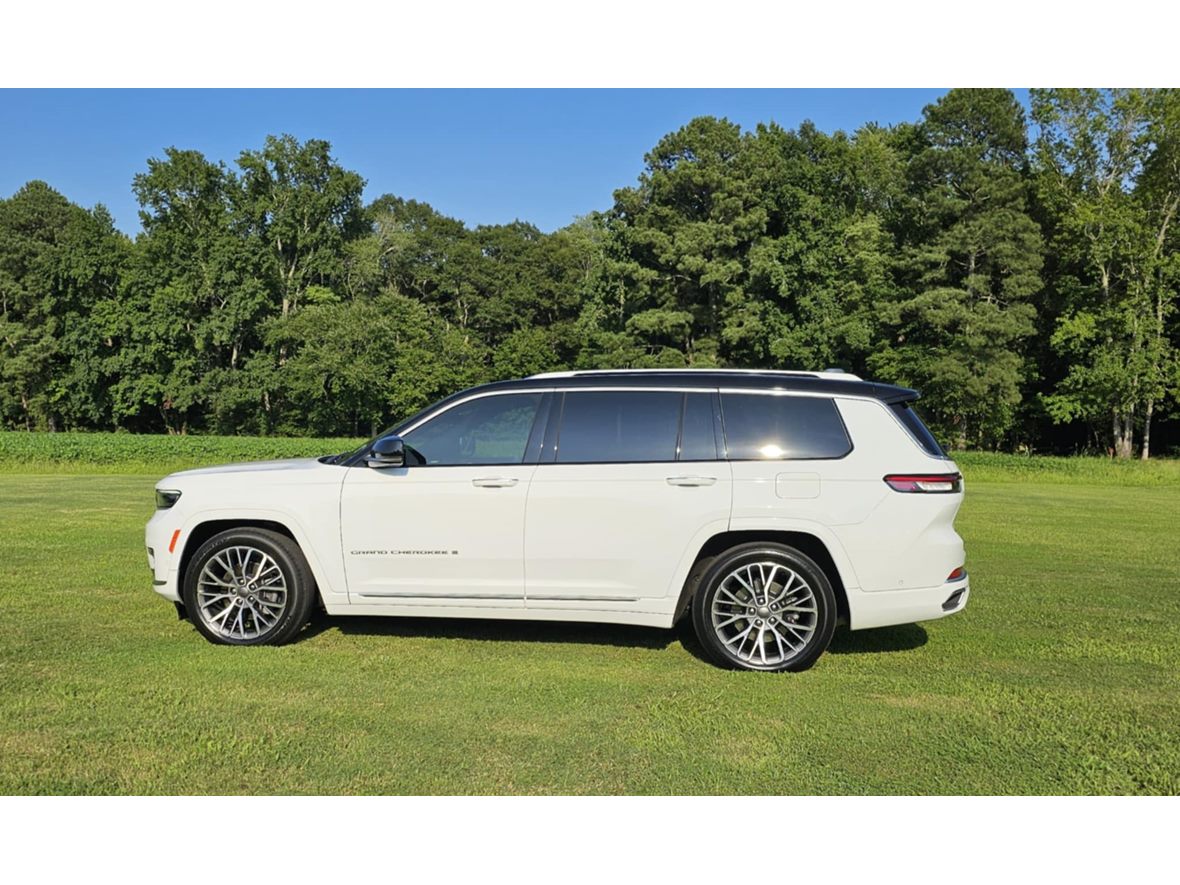 2023 Jeep Grand Cherokee L for sale by owner in Suffolk