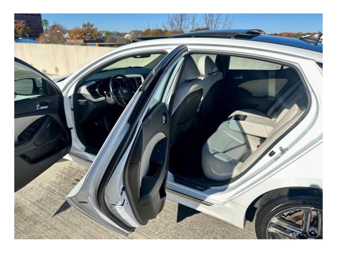 2013 Kia Kia optimal SX/SXL for sale by owner in Cedar Grove