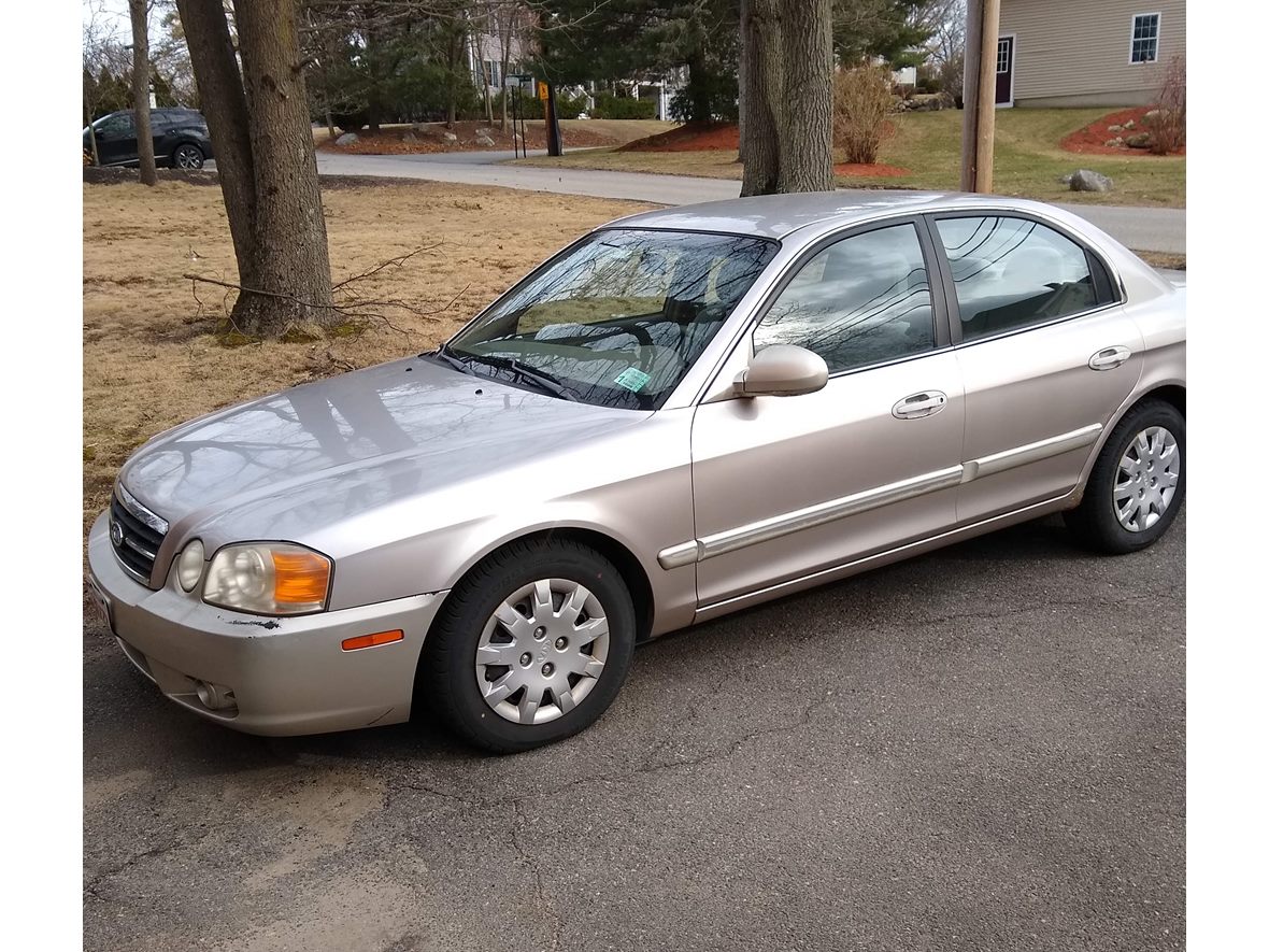 2004 Kia Optima for sale by owner in Woburn
