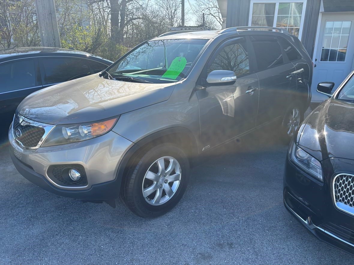 2011 Kia Sorento for sale by owner in Peotone