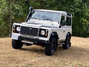Black 1999 Land Rover Defender 90 TD5