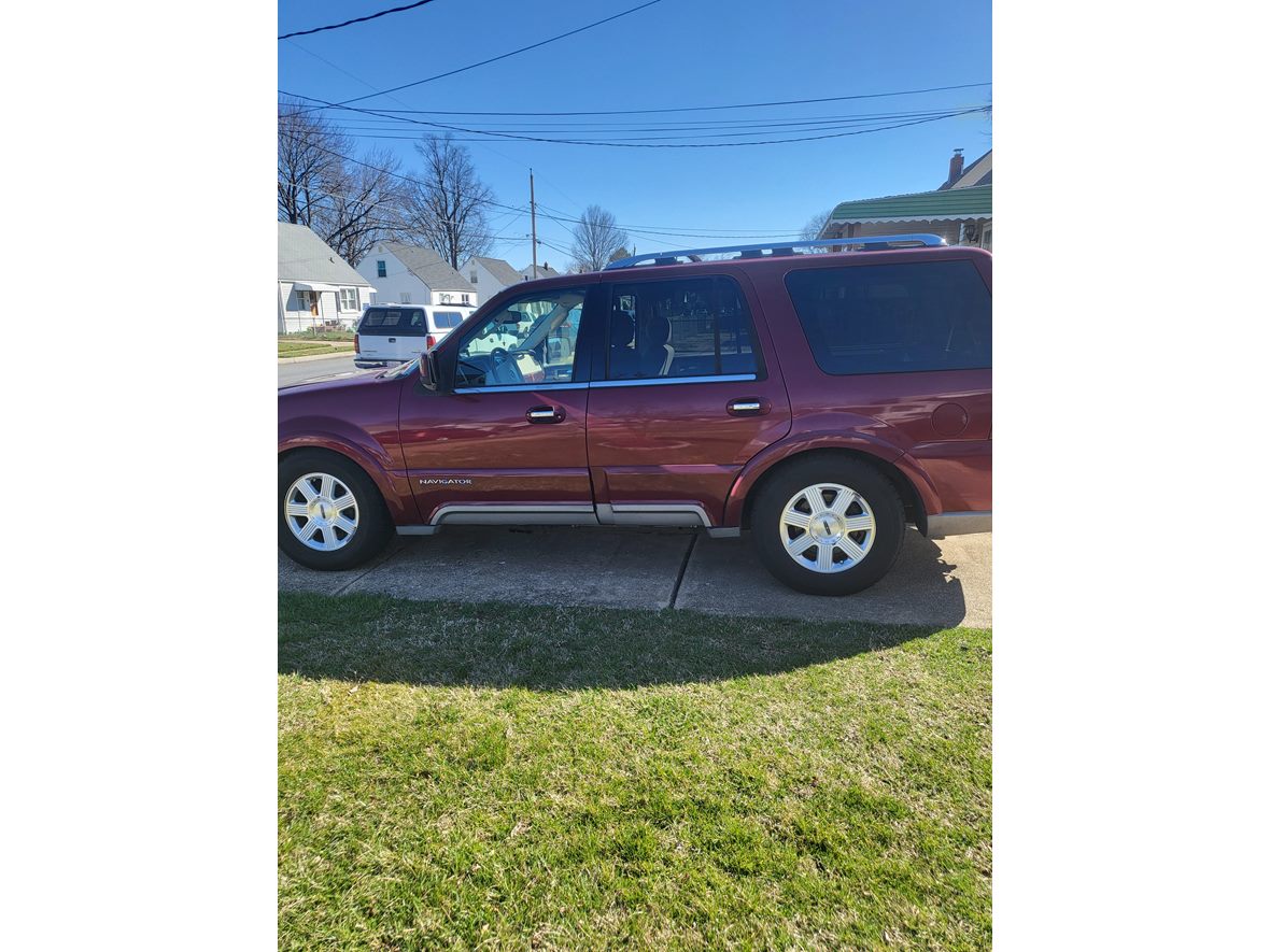 2004 Lincoln Navigator L for sale by owner in Essex