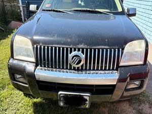 Black 2010 Mercury Mountaineer Premier