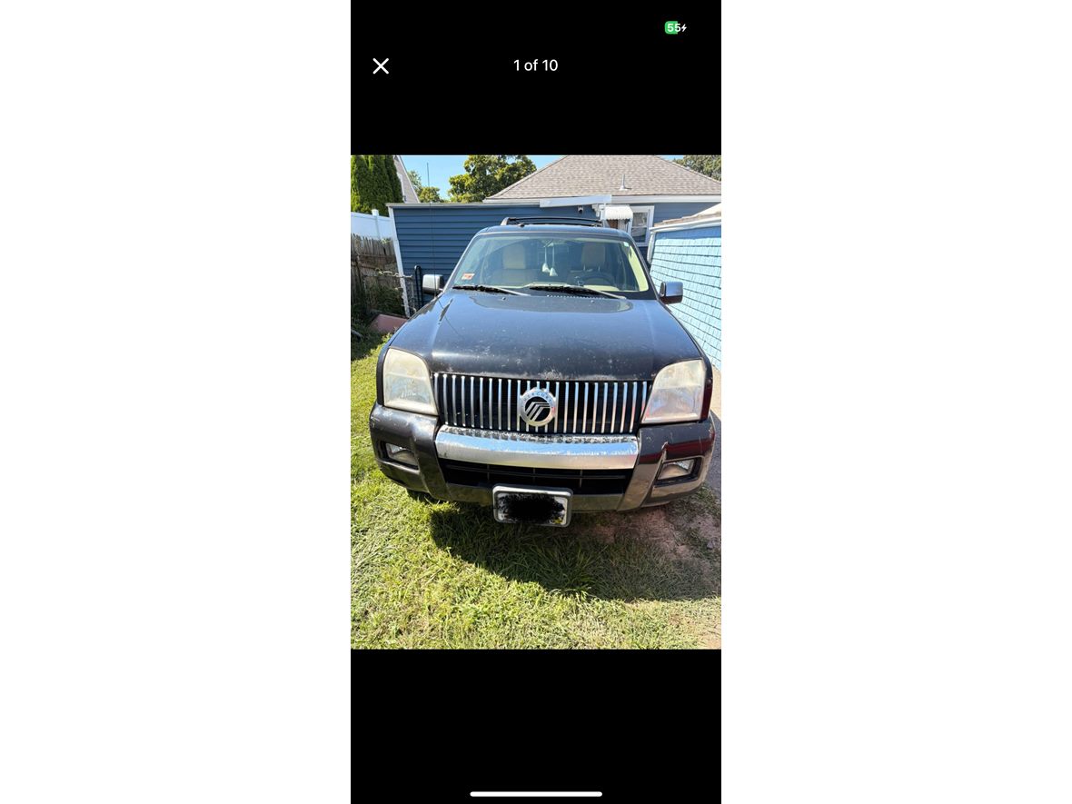 2010 Mercury Mountaineer Premier for sale by owner in Providence
