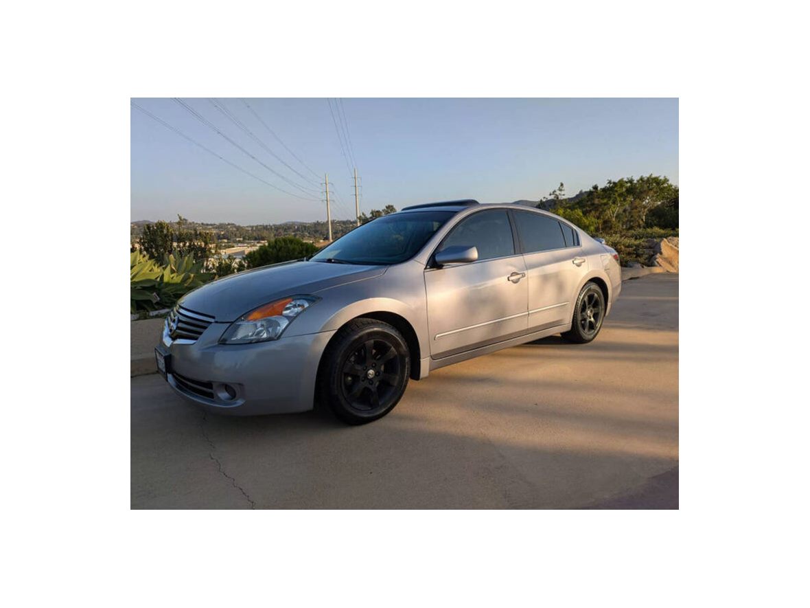 2008 Nissan Altima for sale by owner in Tampa