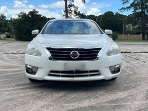 Yellow 2015 Nissan Altima