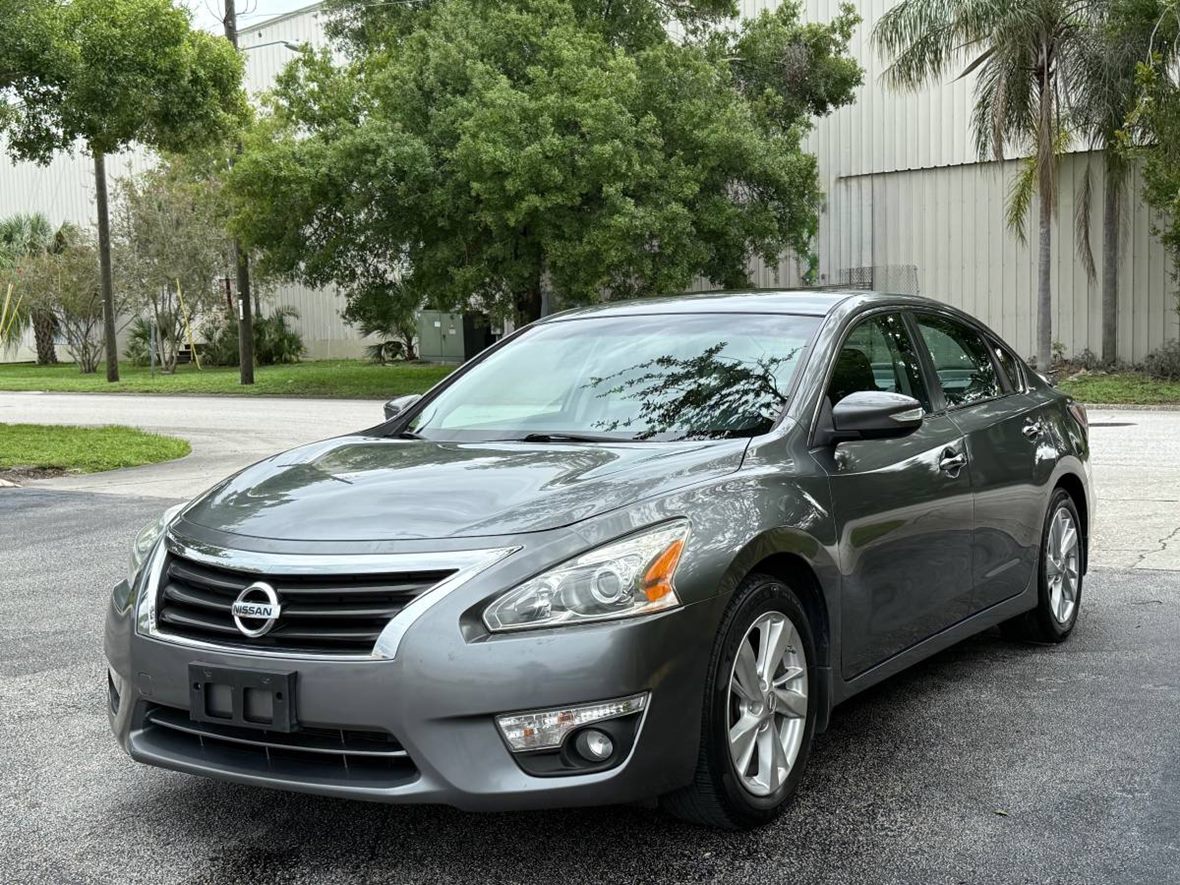 2014 Nissan Altima SL for sale by owner in Tampa