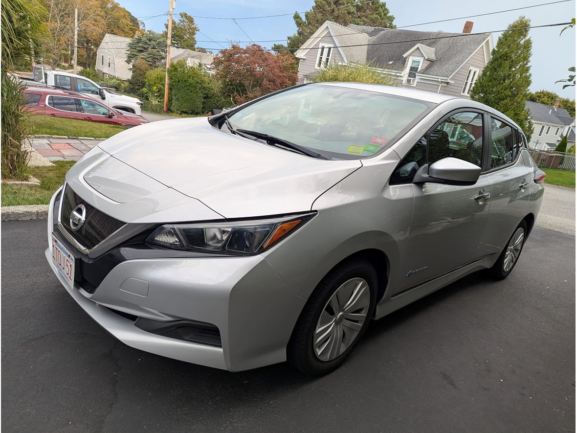 2019 Nissan Leaf for sale by owner in Hull