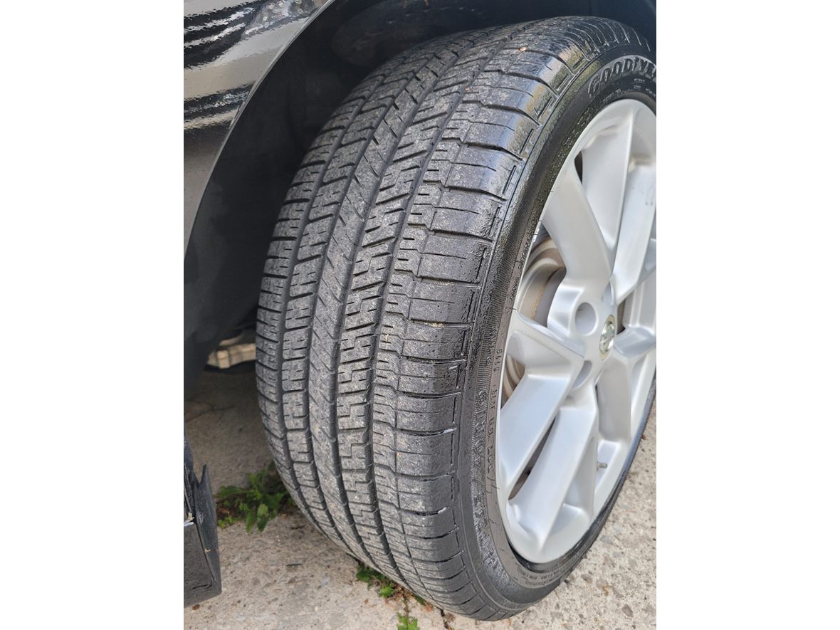 2011 Nissan Maxima  for sale by owner in Toledo