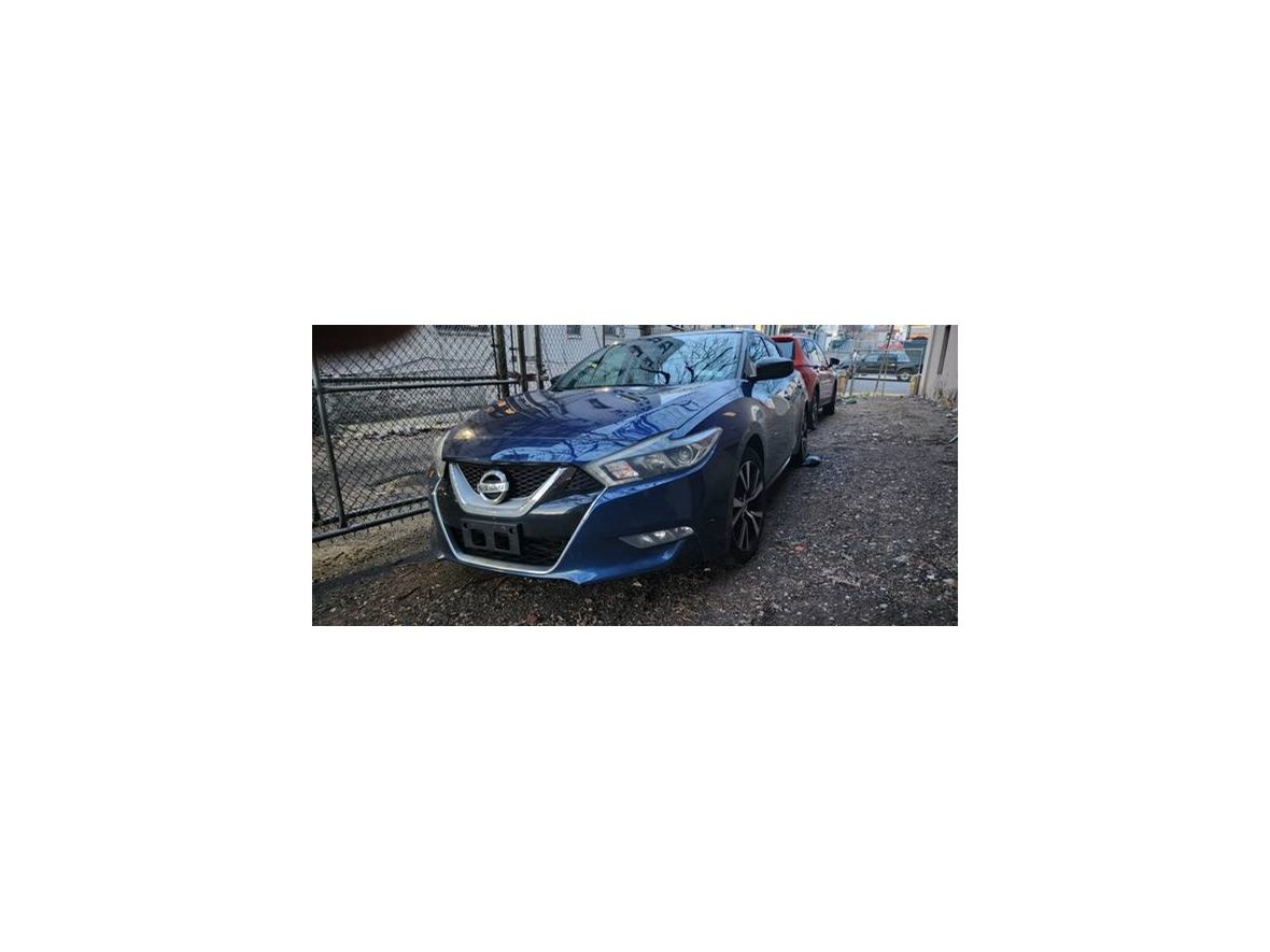 2017 Nissan Maxima for sale by owner in Brooklyn