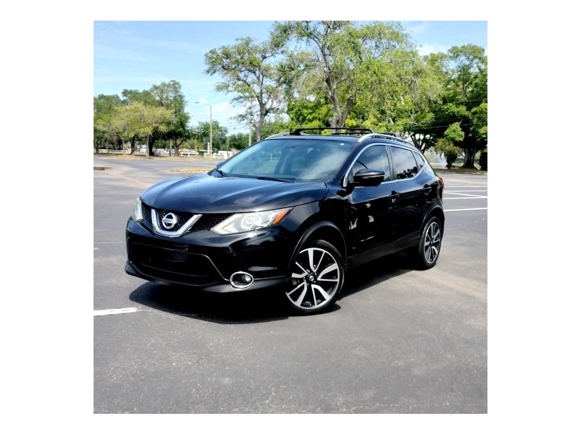 2017 Nissan Rogue Sport for sale by owner in Redding