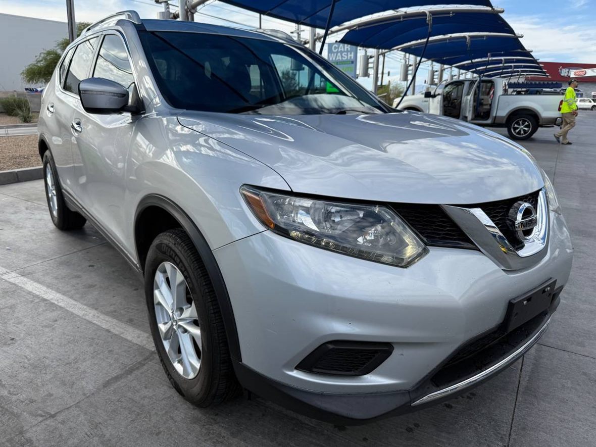 2014 Nissan Rogue SV for sale by owner in Albuquerque