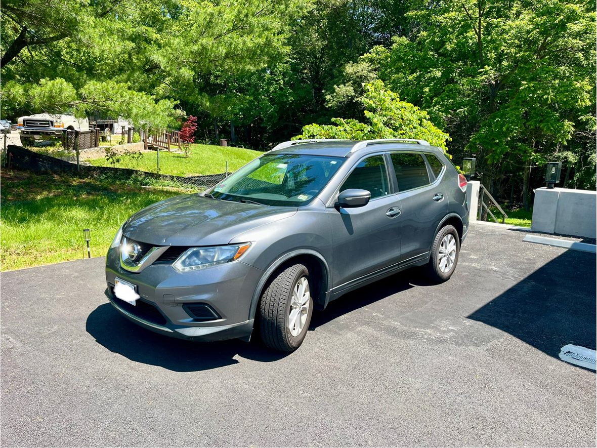 2015 Nissan Rogue SV AWD for sale by owner in Lorton