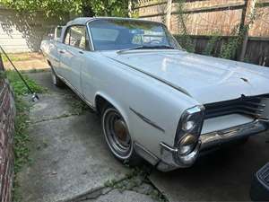 White 1964 Pontiac Bonneville