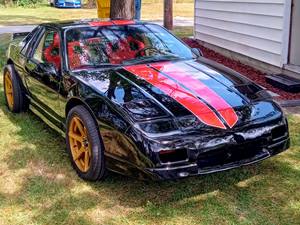 Black 1986 Pontiac Fiero