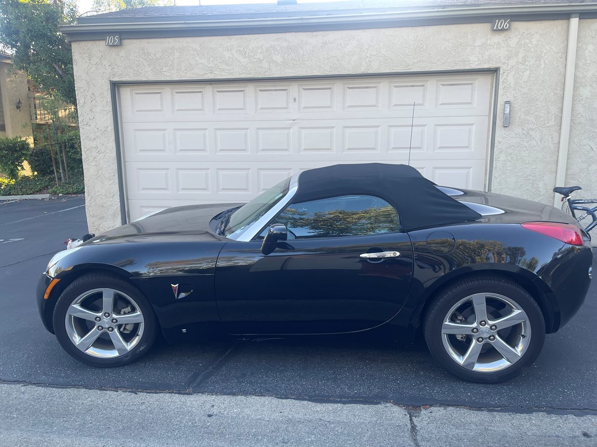 2007 Pontiac Solstice for sale by owner in Pomona