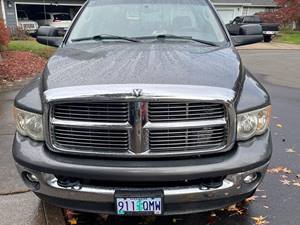 2004 RAM 3500 with Gray Exterior