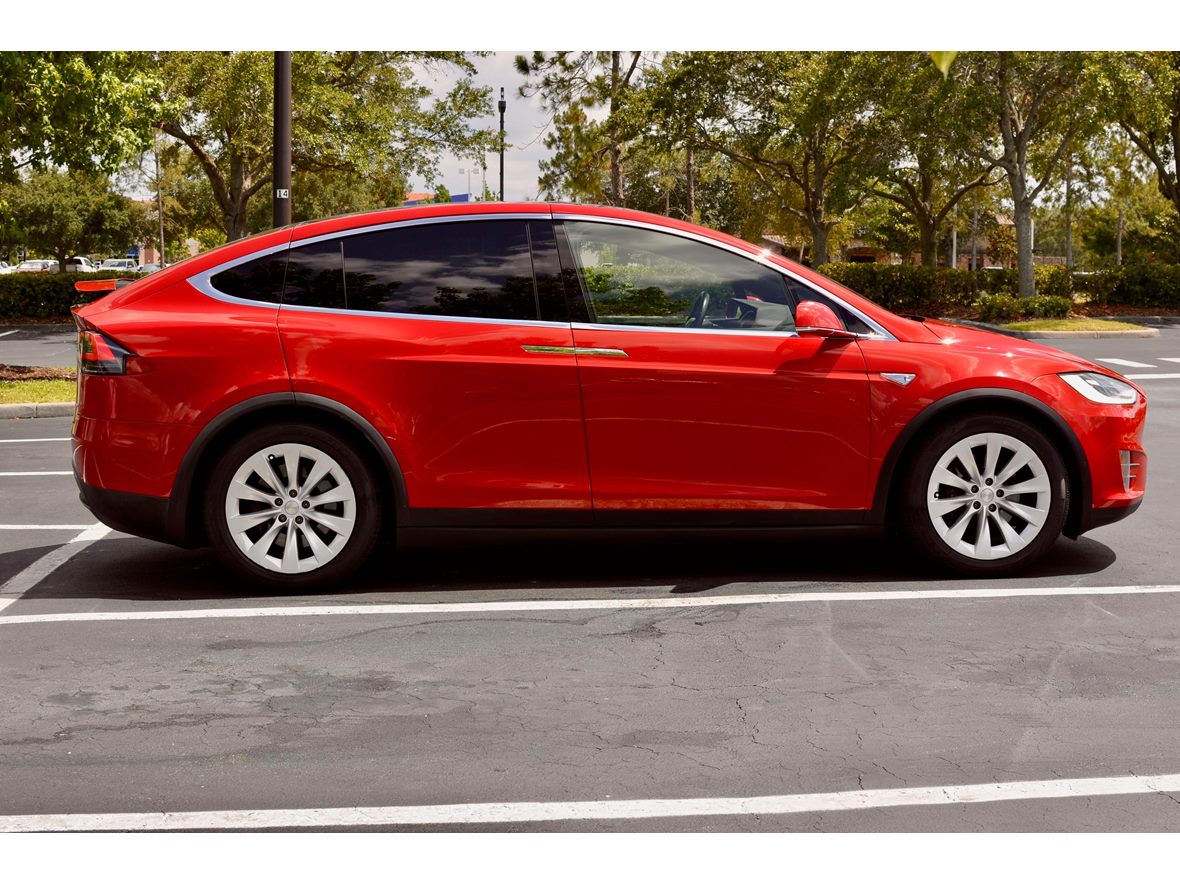 2016 Tesla Model X for sale by owner in Los Angeles