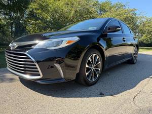 Black 2016 Toyota Avalon XLE