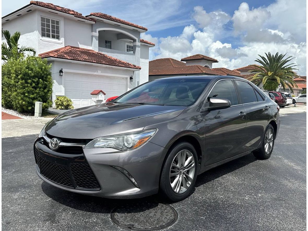 2015 Toyota Camry SE for sale by owner in Virginia Beach