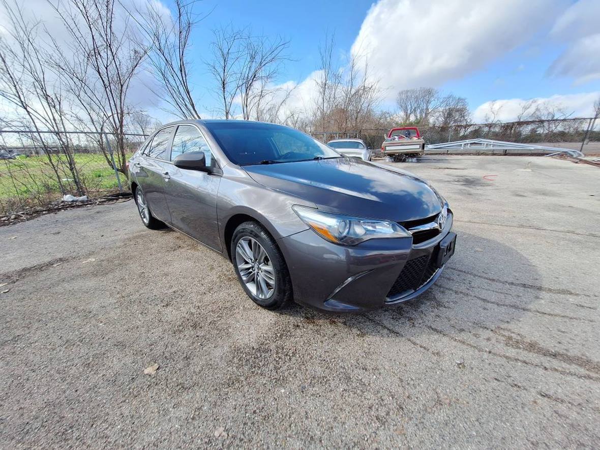 2017 Toyota Camry Se for sale by owner in Montgomery
