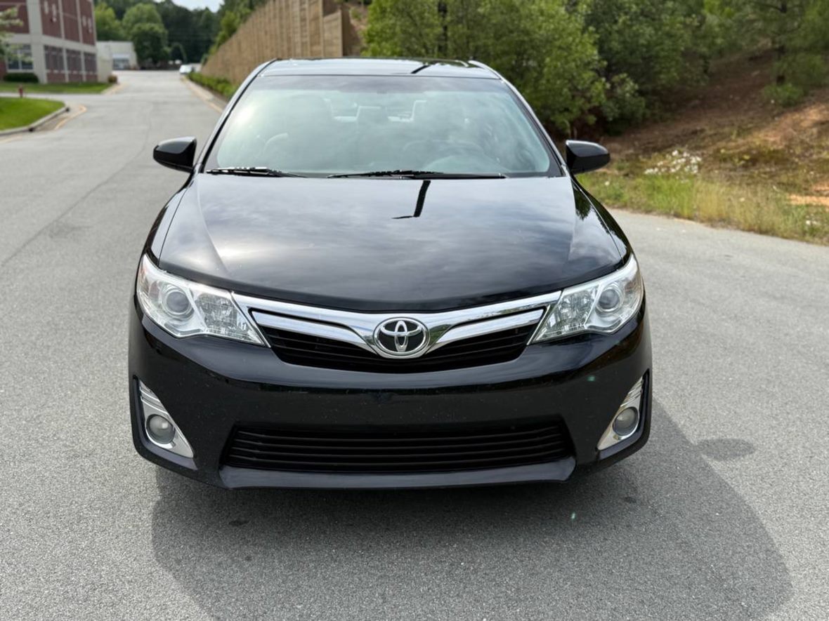 2012 Toyota Camry XLE for sale by owner in Newark