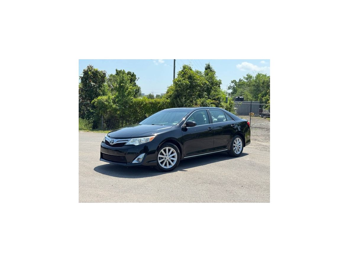 2013 Toyota Camry XLE for sale by owner in Salt Lake City