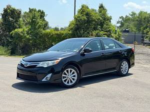 Black 2013 Toyota Camry XLE