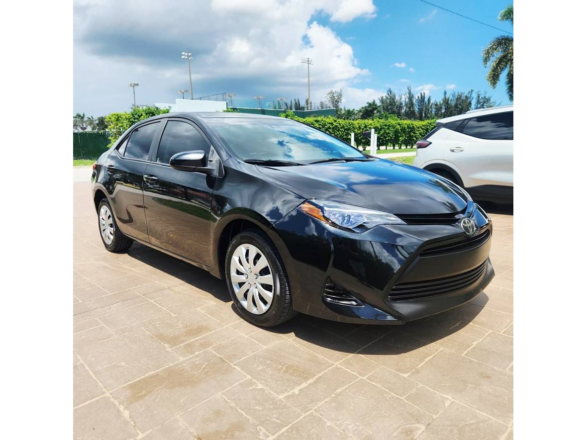 2017 Toyota Corolla LE for sale by owner in Las Vegas