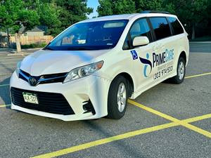 White 2018 Toyota Sienna