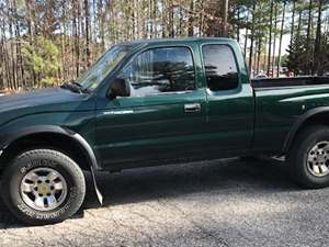 Green 2000 Toyota Tacoma