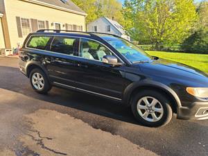 Black 2013 Volvo Xc70