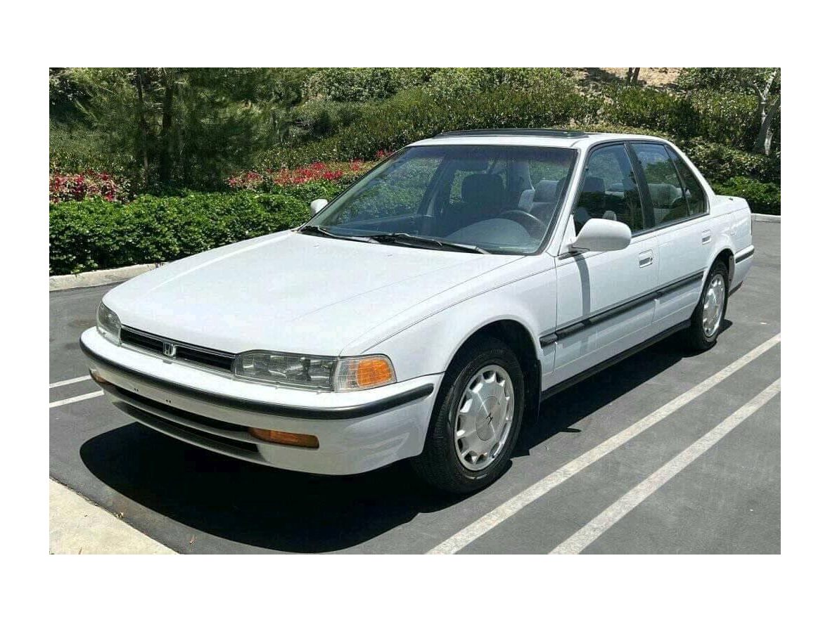 1992 Honda Accord  for sale by owner in Los Angeles
