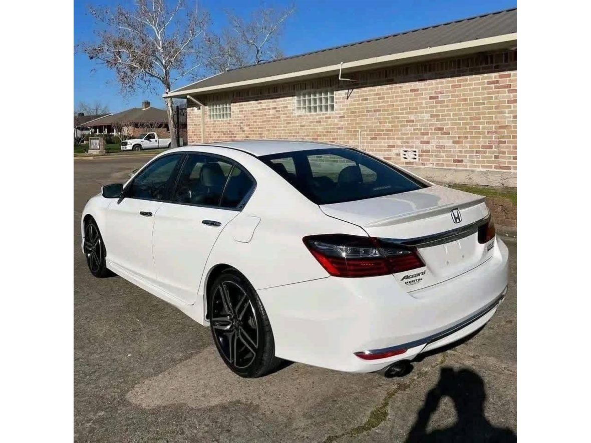 2017 Honda Accord for sale by owner in Los Angeles