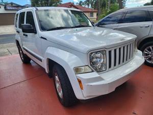 White 2012 Jeep Liberty