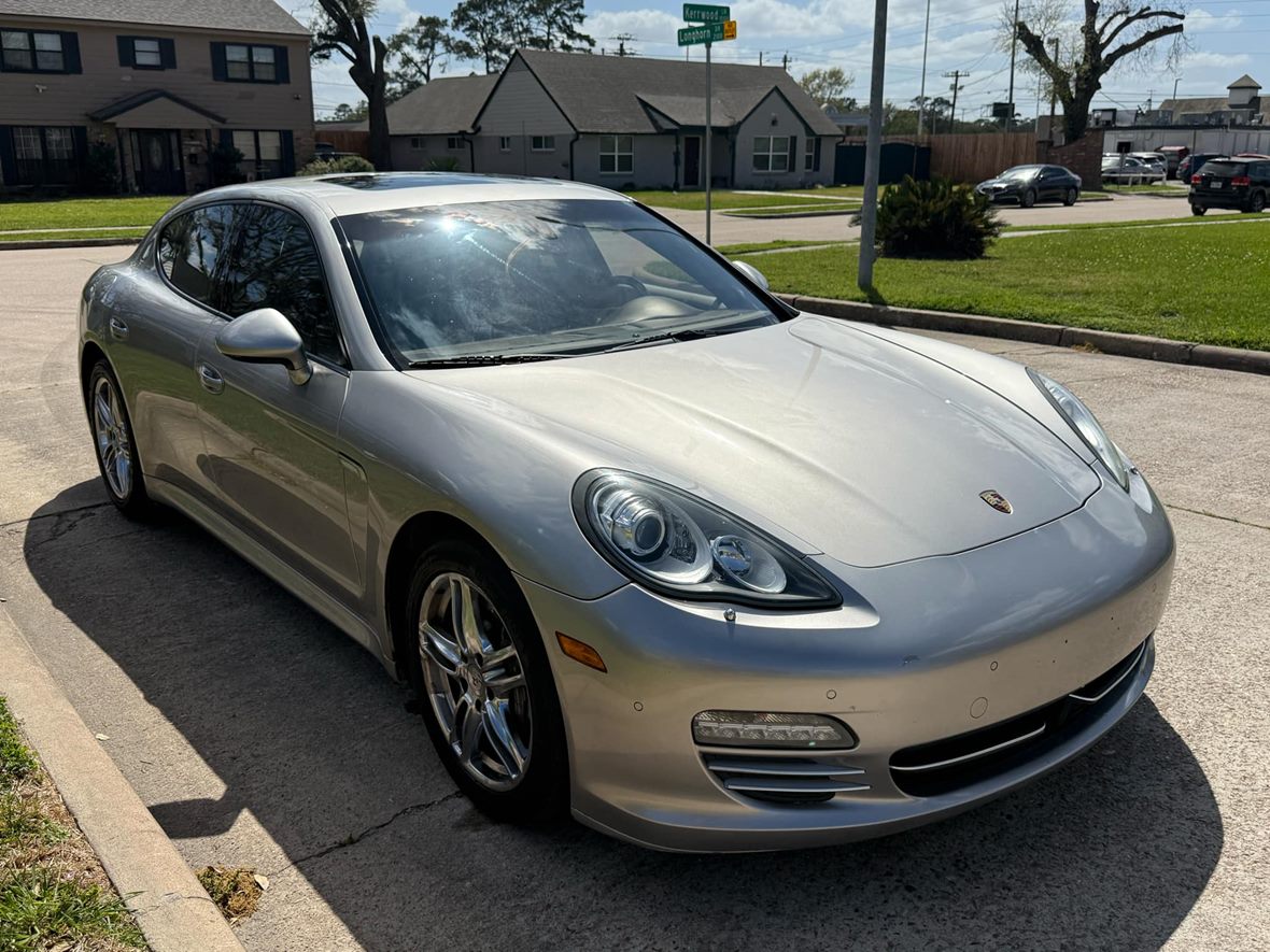 2012 Porsche Panamera 4 for sale by owner in Houston