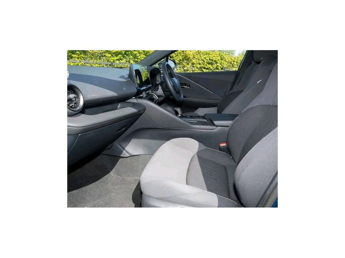 2024 Toyota C-HR for sale by owner in Los Angeles