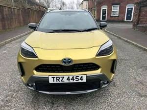 Gold 2022 Toyota Yaris