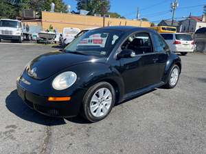 2008 Volkswagen New Beetle with Black Exterior
