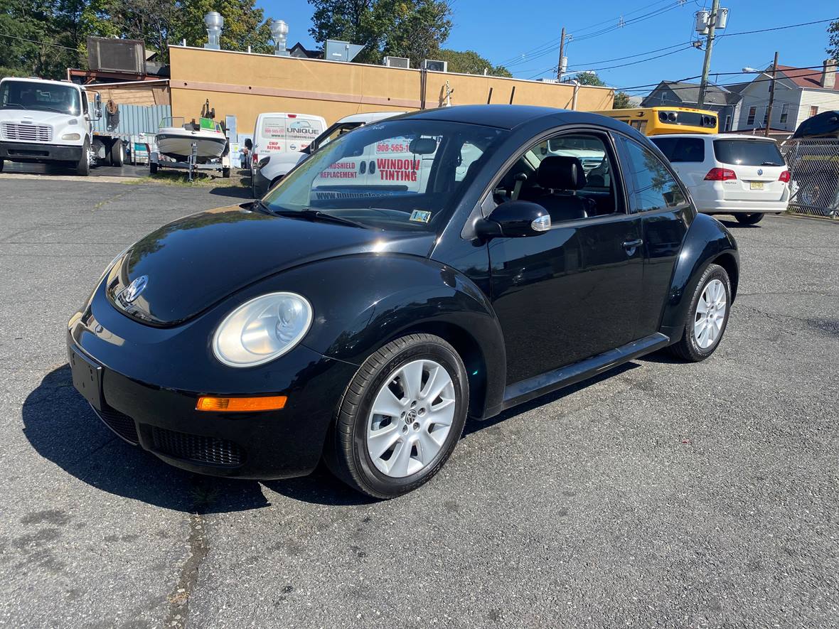 Black 2008 Volkswagen New Beetle 2.5L