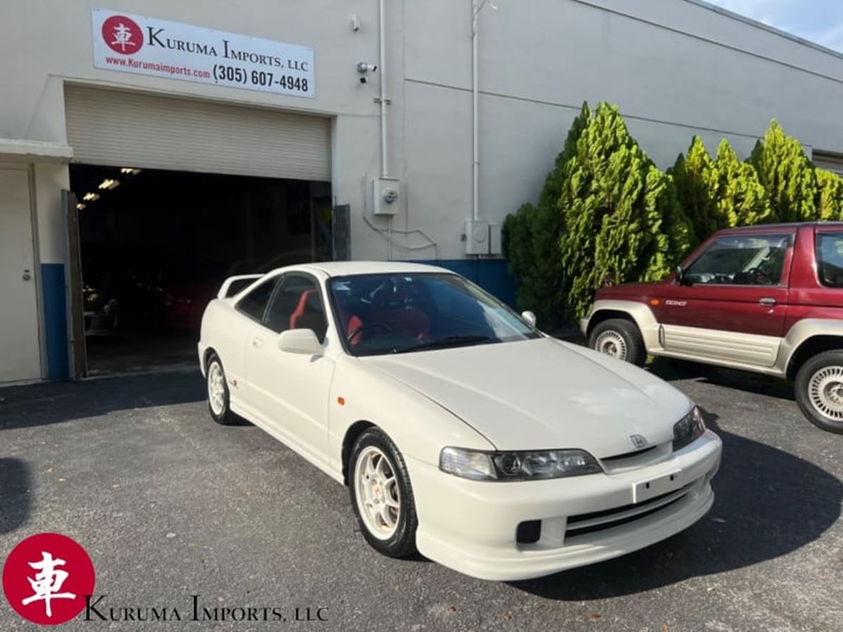 White 1996 Honda Integra