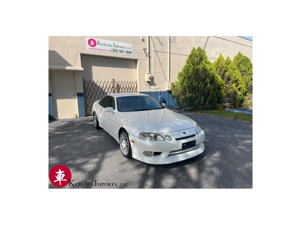 White 1998 Toyota Soarer