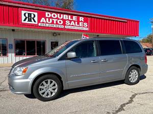2014 Chrysler Town and Country with Silver Exterior
